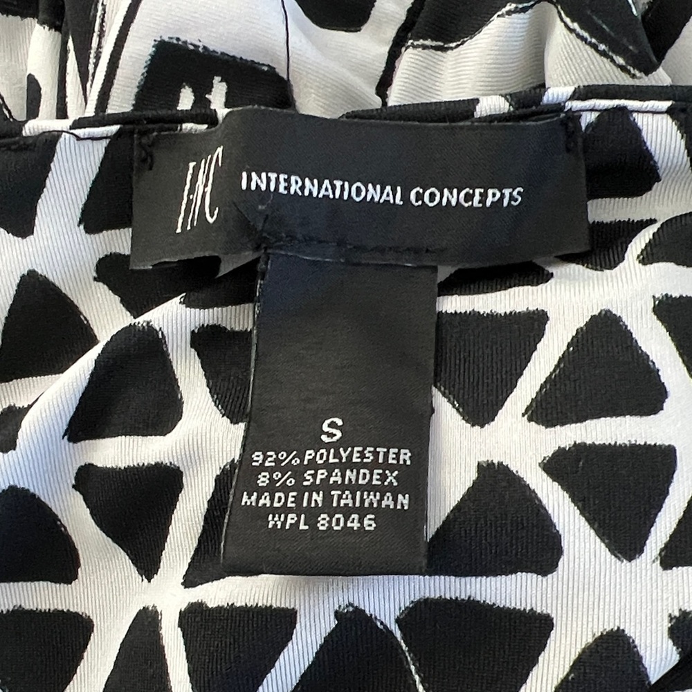 INC International Concepts Black and White Patterned Maxi Dress ! Stretchy ! - Picture 7 of 9